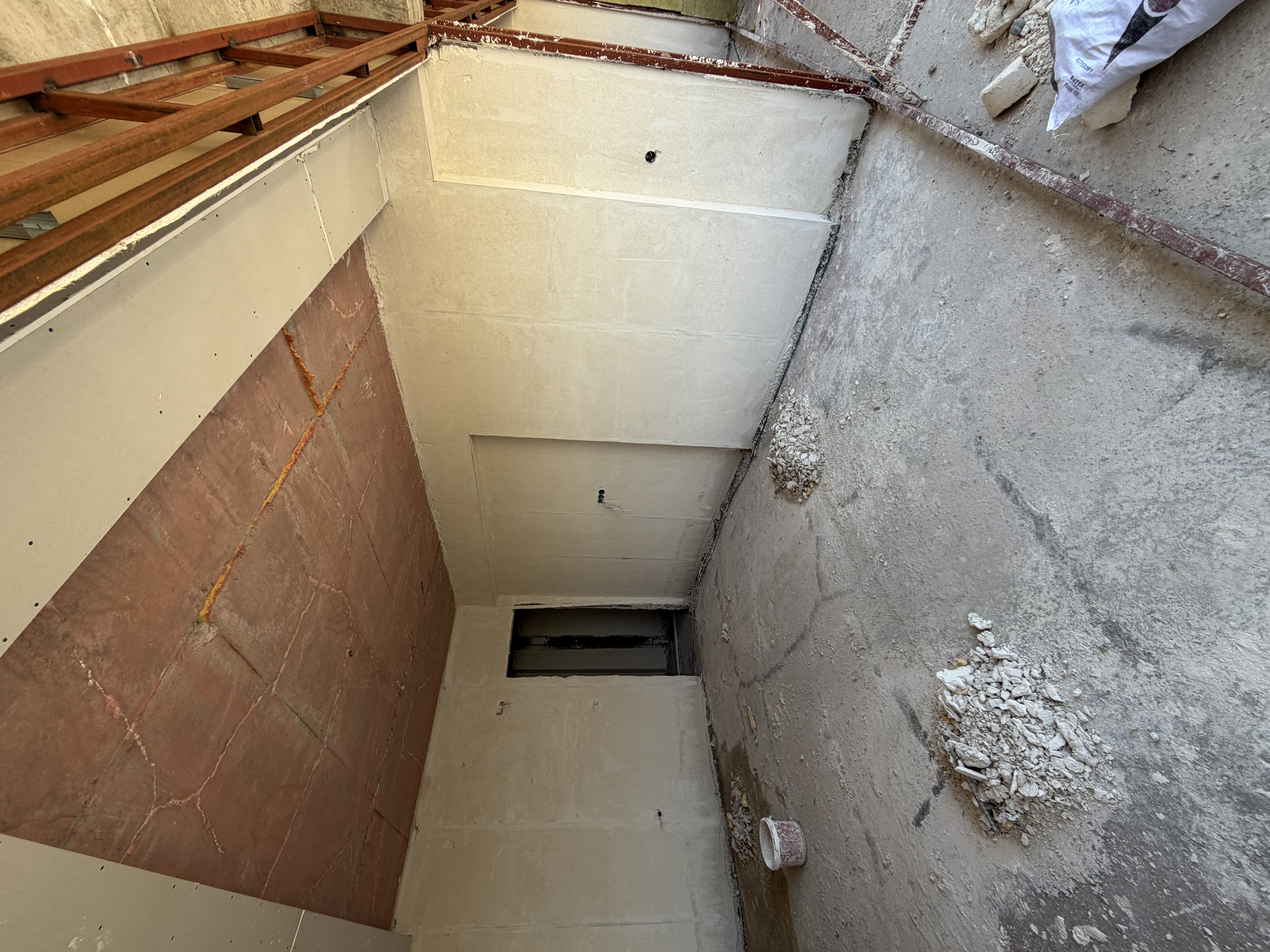 Otek Tower Tavan ve Duvar Uygulaması